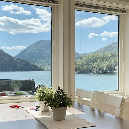 Etne Vi Holiday home *