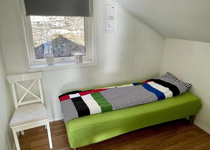 6 Person In Etne Semesterbostad *